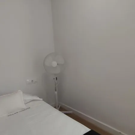 Apartamento Renovado Junto A La Playa En Platja D'Aro: 2 Habitaciones, Balcon Y Comodidades Cercanas - Es-209-73 Apartment *