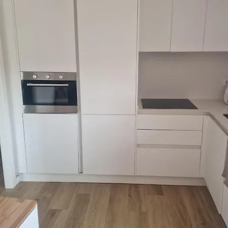 Apartamento Renovado Junto A La Playa En Platja D'Aro: 2 Habitaciones, Balcon Y Comodidades Cercanas - Es-209-73